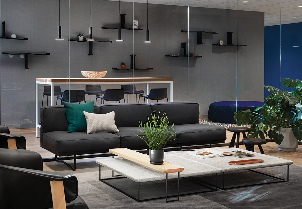 The transformational Mid-century Modern motif reflected in the common areas and meeting spaces evokes an undeniable sense of sophistication.